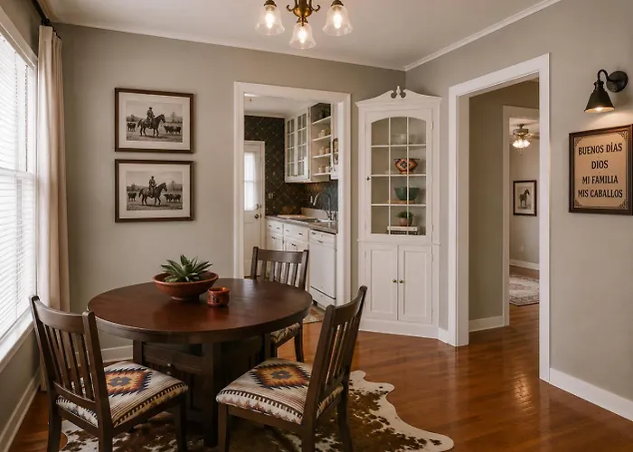 Vakantiehuis Walk To Dickies&will Rogers|guest Suite+game